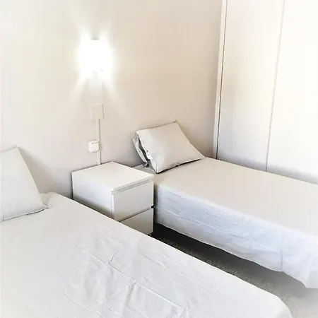 A La Costa Brava - Myanna Apartment *